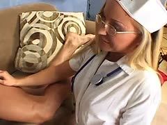 Ehe Pärchen beim Kostümbums